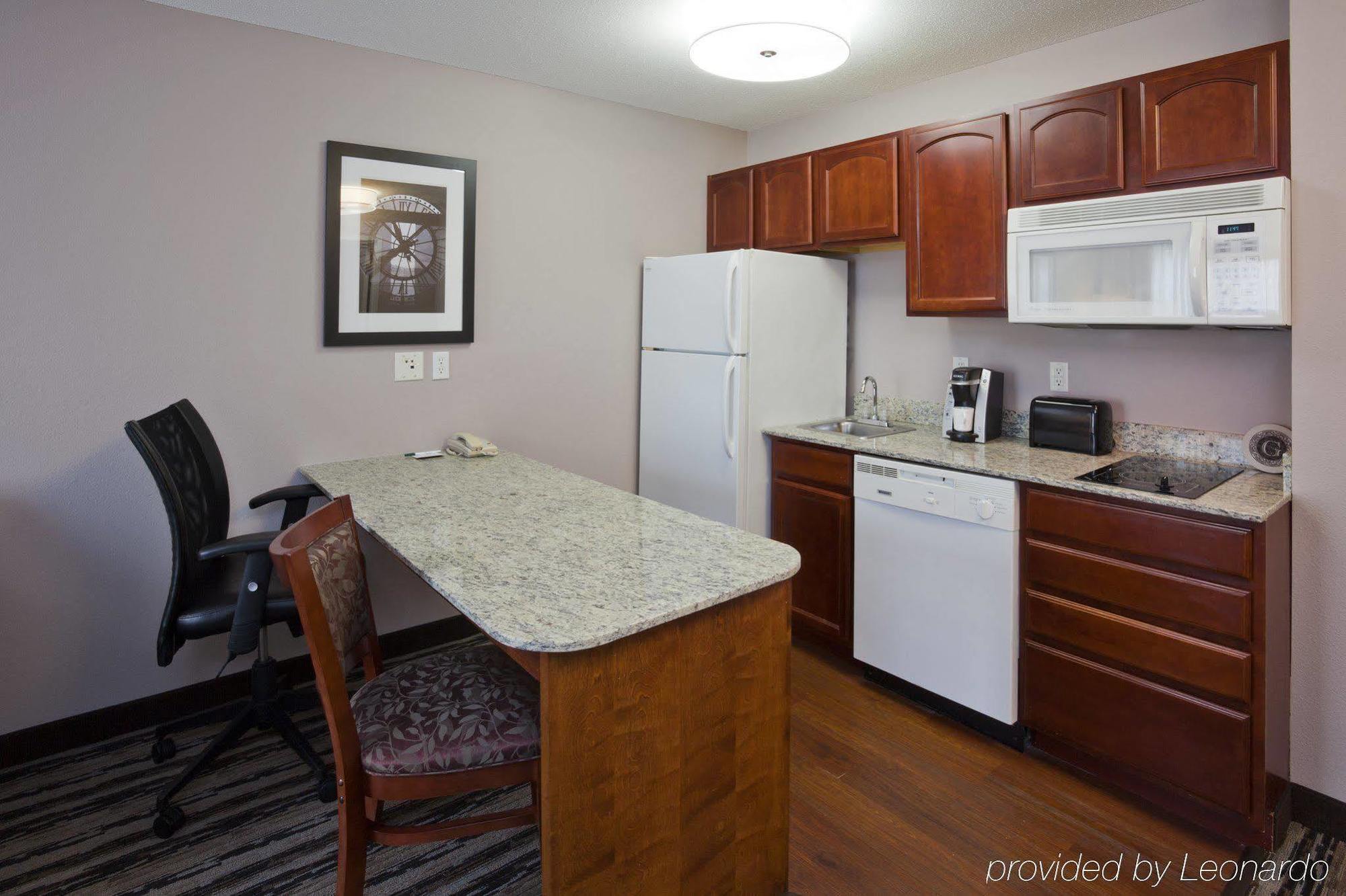 Grandstay Residential Suites Hotel Сент-Клауд Экстерьер фото